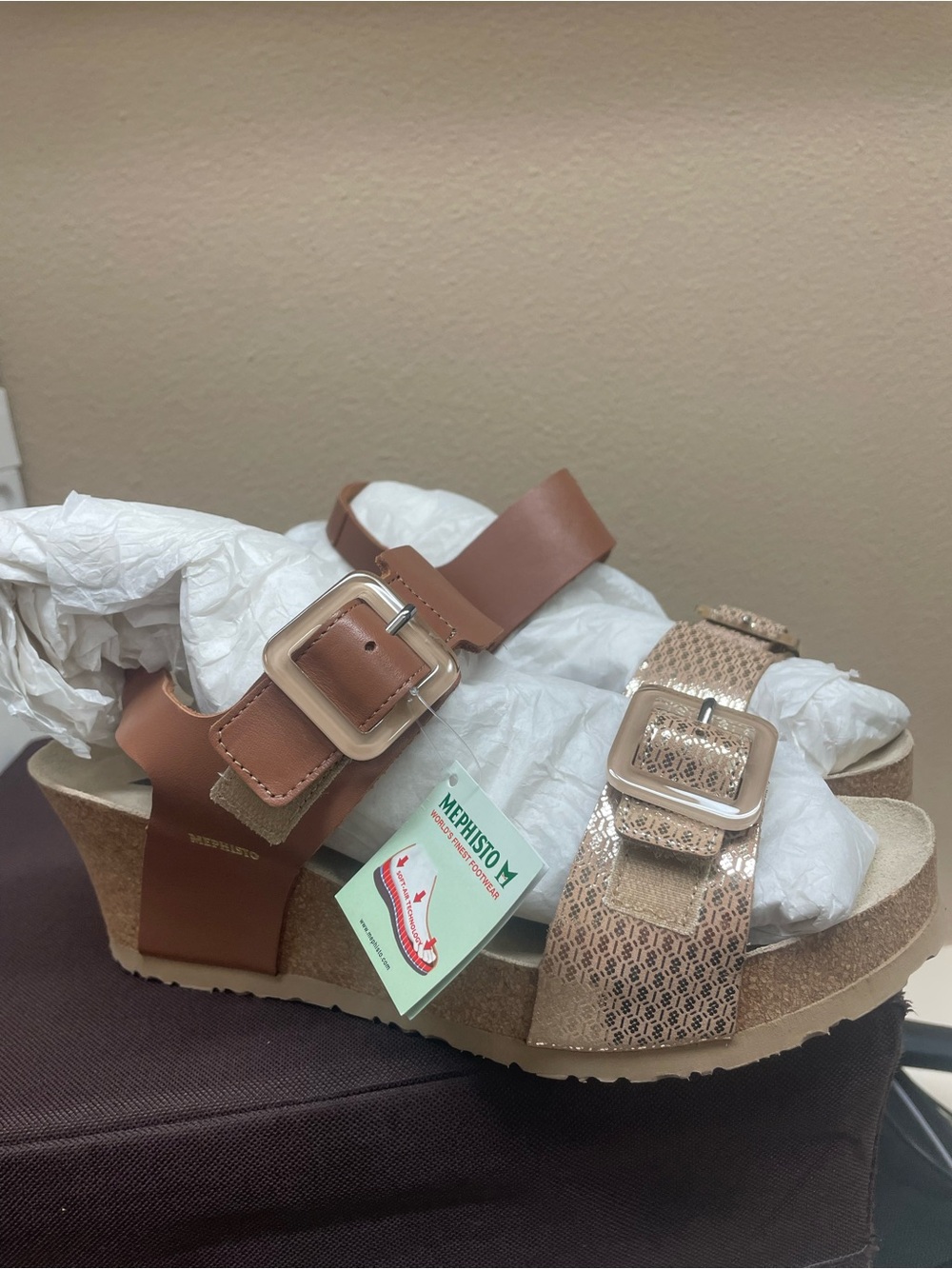 Mephisto Women Brown with Gold Leather Sandals